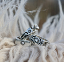 Load image into Gallery viewer, Tulips and Diamonds Signet Engagement Ring