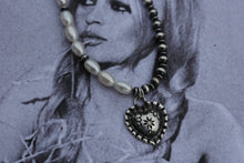 Load image into Gallery viewer, Split Pearl and Silver Bead Heart Necklace
