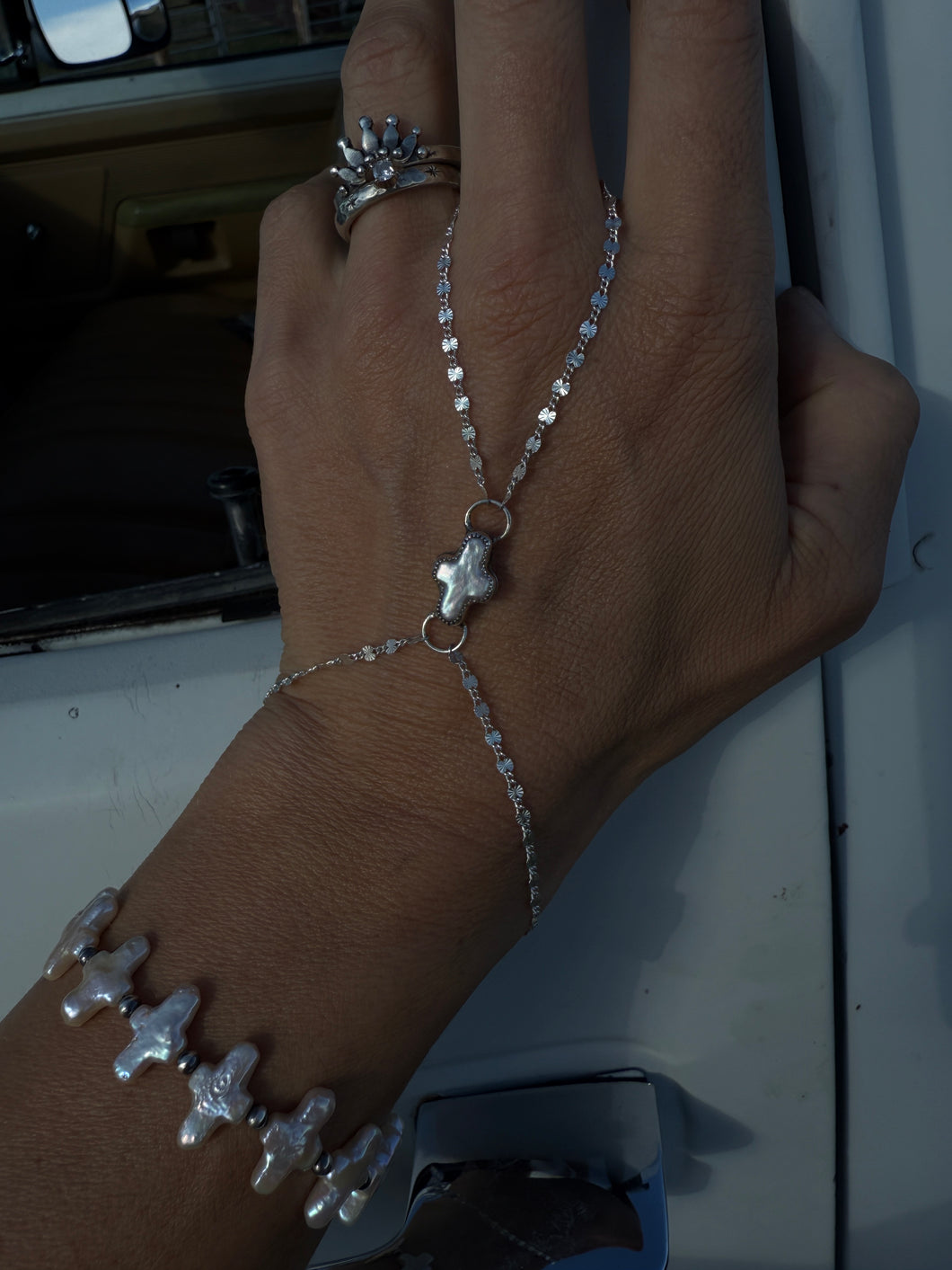 Pearl Cross Hand Chain