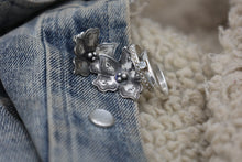 Load image into Gallery viewer, Cowboy Flower Earrings Pre-Order
