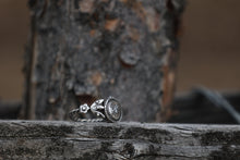 Load image into Gallery viewer, Diamond Set Flower Ring
