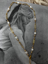 Load image into Gallery viewer, Chain Cowboy Pearls in Gold *Preorder
