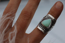 Load image into Gallery viewer, Fancy Turquoise Cigar Band
