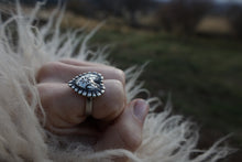 Load image into Gallery viewer, Heart Ring

