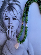 Load image into Gallery viewer, Natural Green Jade and Tulip Necklace
