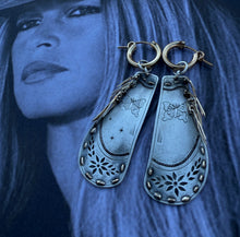 Load image into Gallery viewer, Gold and Silver Chap Earrings
