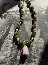 Load image into Gallery viewer, Jade and Pearl Tulip Necklace
