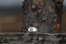 Load image into Gallery viewer, Diamond Star Set Signet
