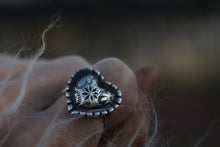 Load image into Gallery viewer, Heart Ring
