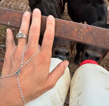 Load image into Gallery viewer, *Pre-Order* Flower Hand Chain
