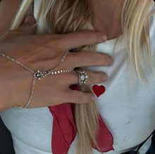 Load image into Gallery viewer, *Pre-Order* Flower Hand Chain
