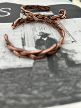 Load image into Gallery viewer, Men’s Braided Copper Cuff
