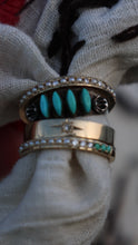 Load and play video in Gallery viewer, 14k Pearl and Diamond Band
